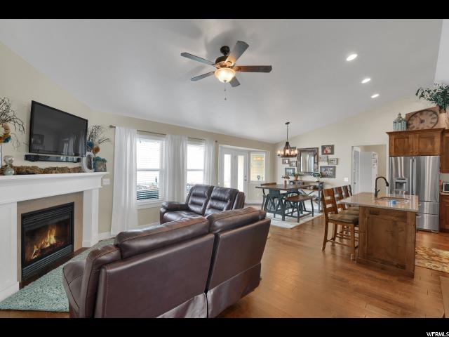 2064 E 3100 N, Layton, UT 84040 — photo 4