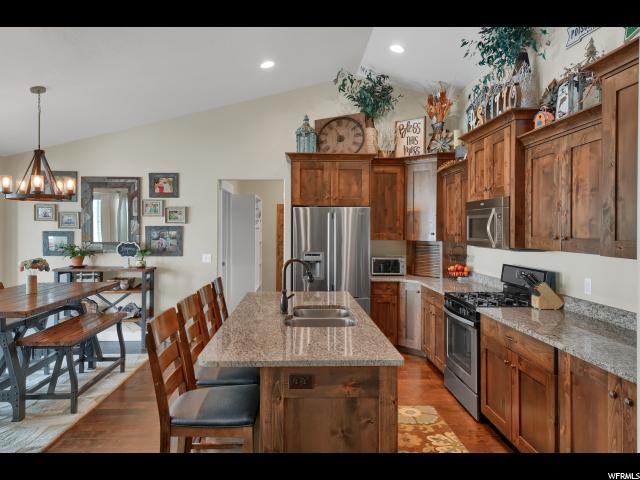 2064 E 3100 N, Layton, UT 84040 — photo 7