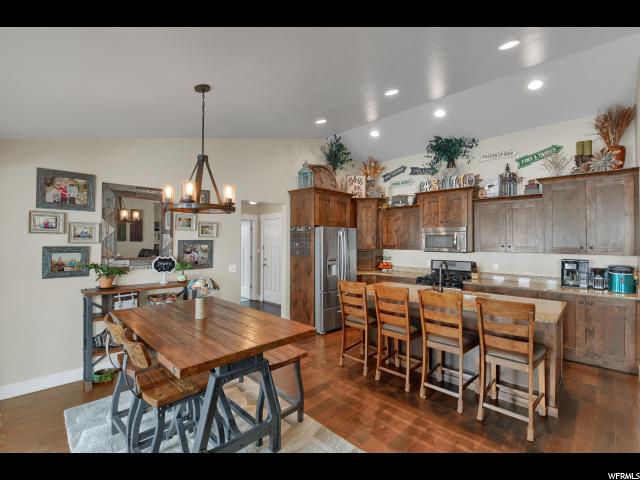 2064 E 3100 N, Layton, UT 84040 — photo 8