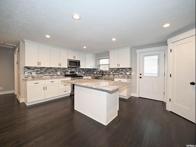 8523 S Kelsch Dr E, Sandy, UT 84093 — photo 9