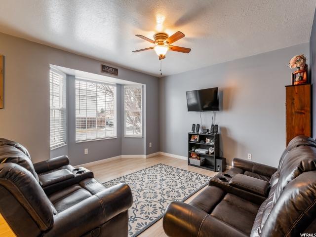 214 W Meadow View Dr, Ogden, UT 84404 — photo 2