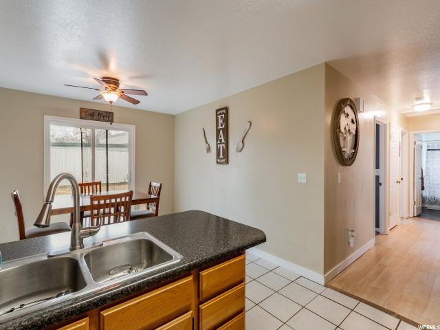 214 W Meadow View Dr, Ogden, UT 84404 — photo 9