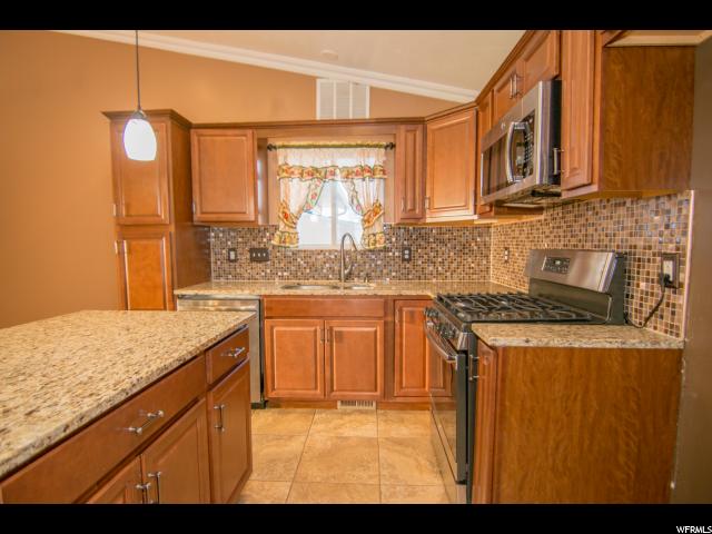 608 N 1300 W, Clinton, UT 84015 — photo 9