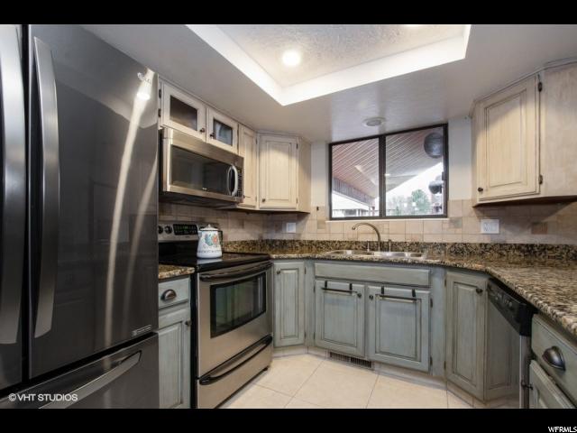10325 S 2505 E, Sandy, UT 84092 — photo 5