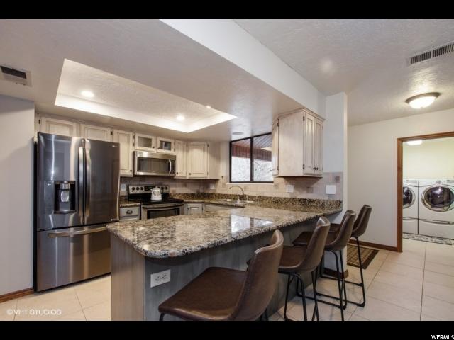10325 S 2505 E, Sandy, UT 84092 — photo 3