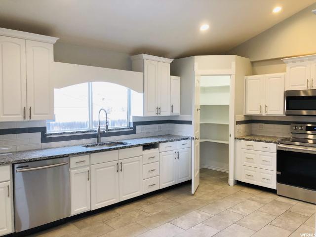 4598 S Box Elder St, Murray, UT 84107 — photo 8