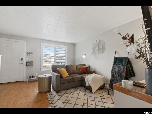 582 W 1950 N, Centerville, UT 84014 — photo 4