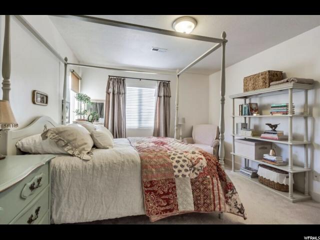 669 N 310 W, Centerville, UT 84014 — photo 9
