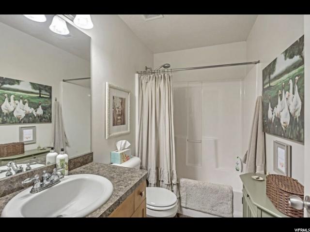 669 N 310 W, Centerville, UT 84014 — photo 10