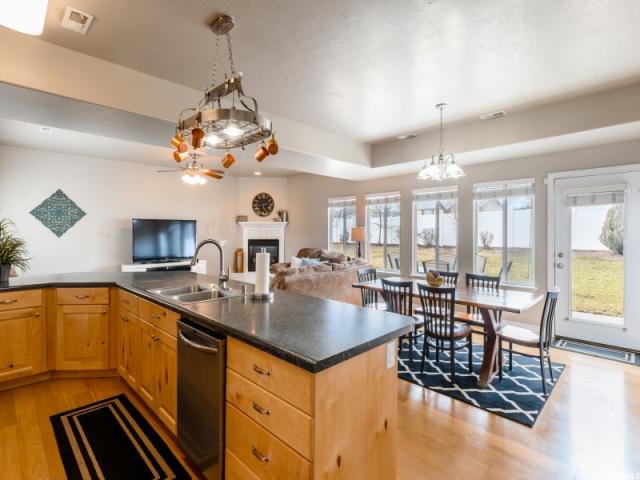 635 E 650 S, Layton, UT 84041 — photo 6