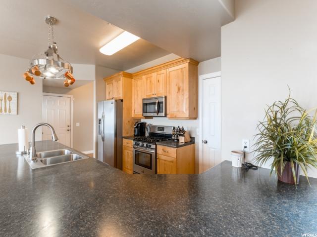 635 E 650 S, Layton, UT 84041 — photo 11