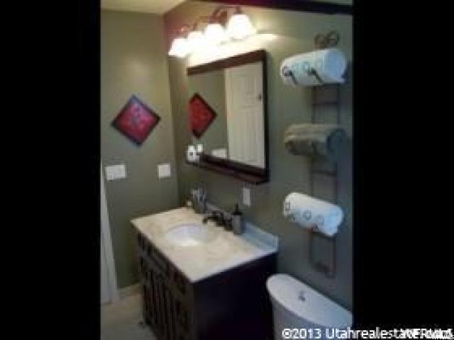 265 N 400 St E, Centerville, UT 84014 — photo 12