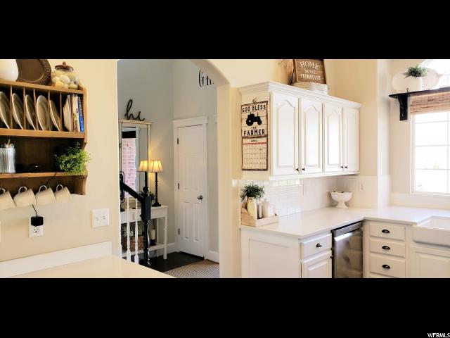 1932 S Chelemes Way E, Clearfield, UT 84015 — photo 9