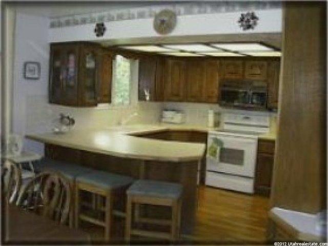 711 Sunset Dr, Kaysville, UT 84037 — photo 2