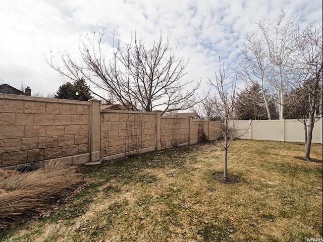1952 Bluffside Cir E, Sandy, UT 84092 — photo 6