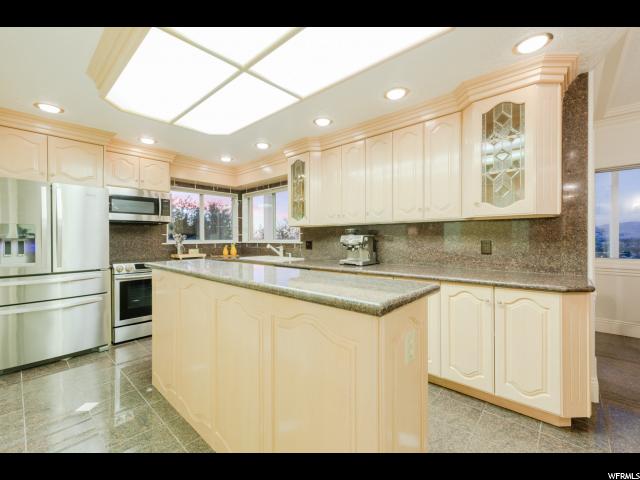 2789 E Ksel, Sandy, UT 84092 — photo 10