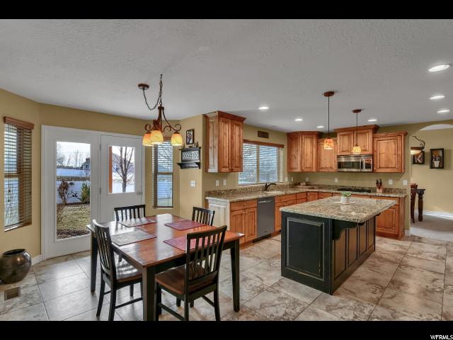2276 E 350 N, Layton, UT 84040 — photo 10