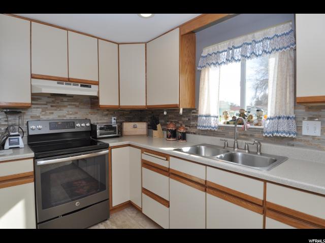 198 E 9670 S, Sandy, UT 84070 — photo 9