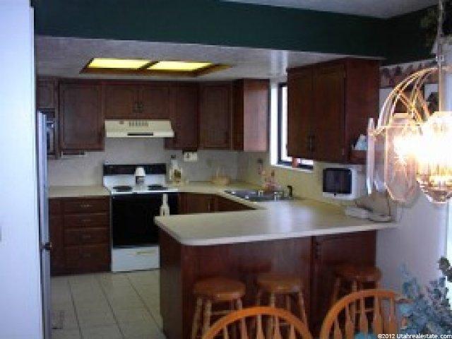 986 W 600 S, Layton, UT 84041 — photo 5