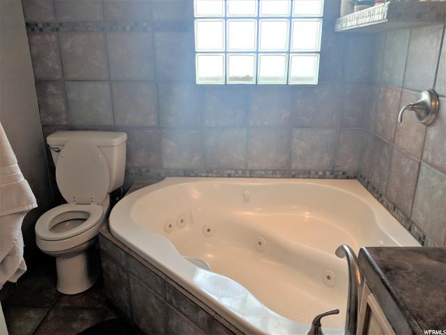 631 E 1600 S, Bountiful, UT 84010 — photo 12