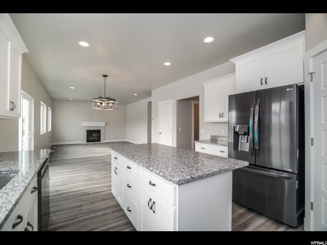 147 E 975 S #8, Layton, UT 84041 — photo 11