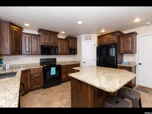 79 N 875 W, Clearfield, UT 84015 — photo 8