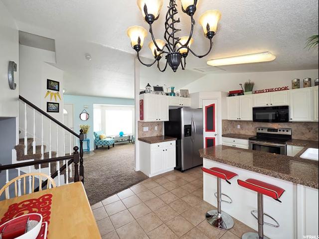 307 E 1625 N, Layton, UT 84041 — photo 9