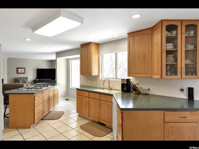 3698 N 2900 E, Layton, UT 84040 — photo 8