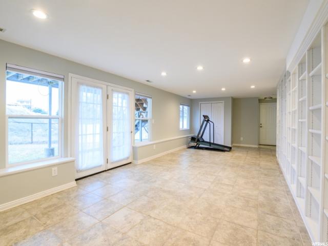 2578 N 2600 E, Layton, UT 84040 — photo 5