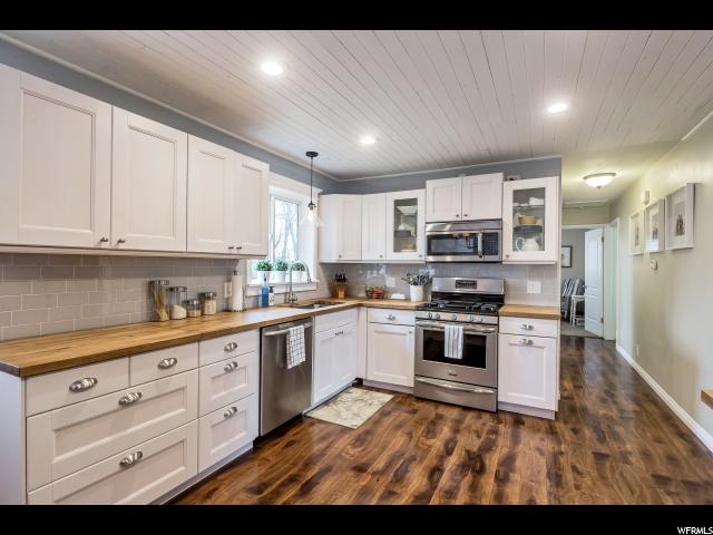 93 W 800 N, Bountiful, UT 84010 — photo 2