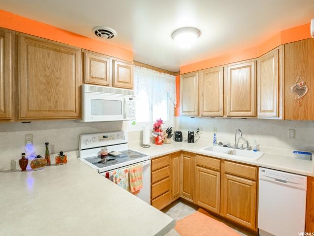 361 W 800 S, Bountiful, UT 84010 — photo 5