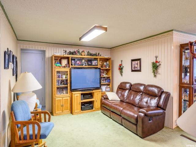 361 W 800 S, Bountiful, UT 84010 — photo 4