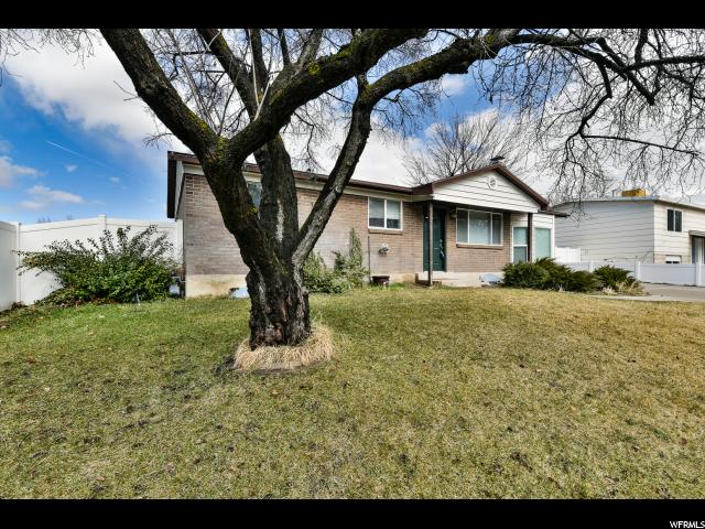 577 E Pali St, Sandy, UT 84070 — photo 3