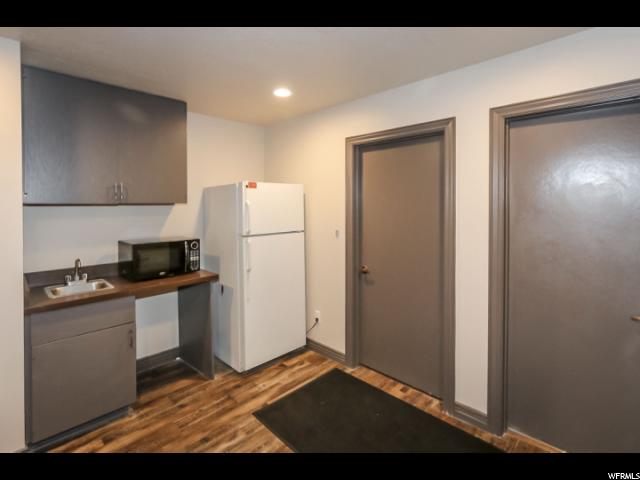 108 W Center St, Bountiful, UT 84010 — photo 10