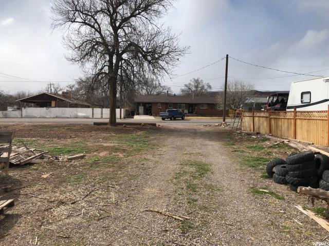 518 N 400 E, Richfield, UT 84701 — photo 6