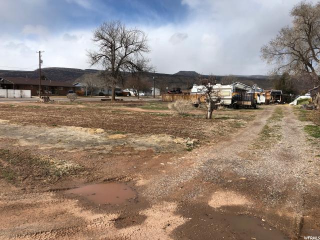 518 N 400 E, Richfield, UT 84701 — photo 4
