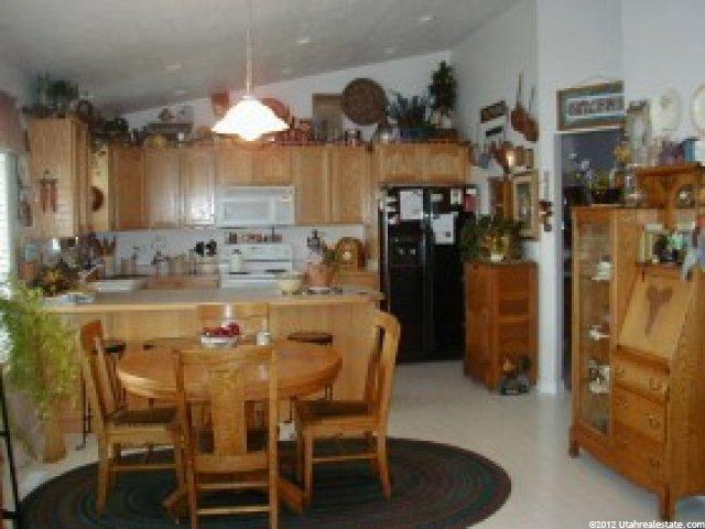 3858 Mapleleaf Way, West Jordan, UT 84088 — photo 5
