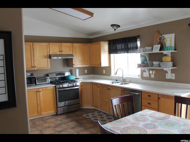 63 S 1350 E, Hyrum, UT 84319 — photo 5