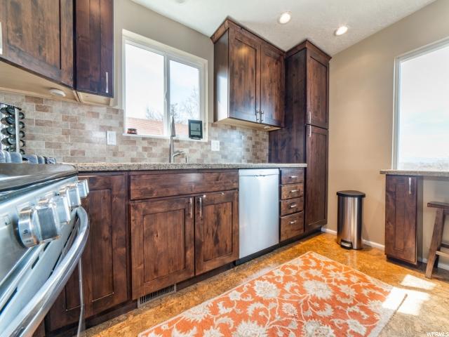 10122 S 360 E, Sandy, UT 84070 — photo 8