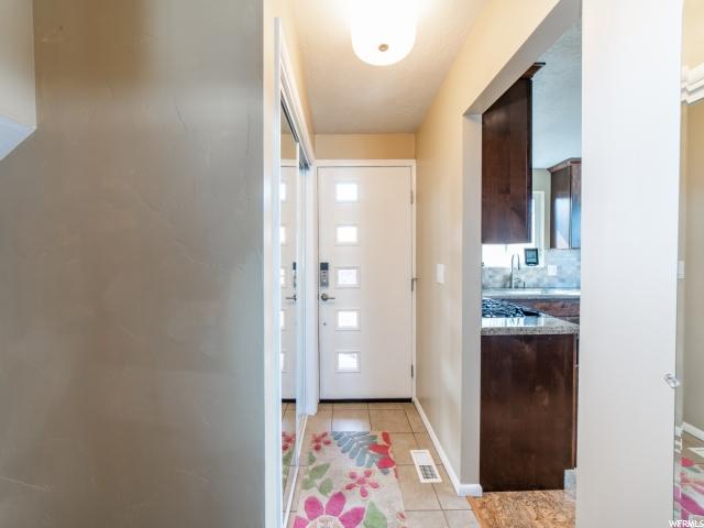 10122 S 360 E, Sandy, UT 84070 — photo 4
