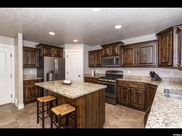 2571 W 1835 N, Clinton, UT 84015 — photo 10