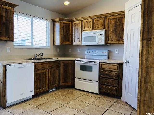 1652 N 2475 W, Clinton, UT 84015 — photo 7