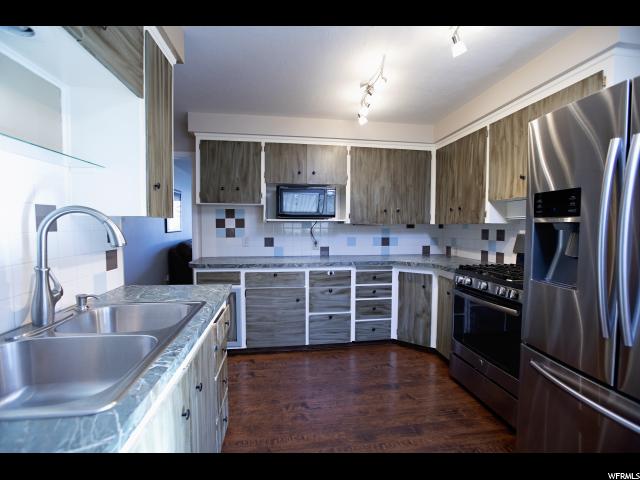 967 Harrop St, Ogden, UT 84404 — photo 2