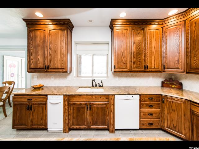 386 E Edgehill Dr, Providence, UT 84332 — photo 12