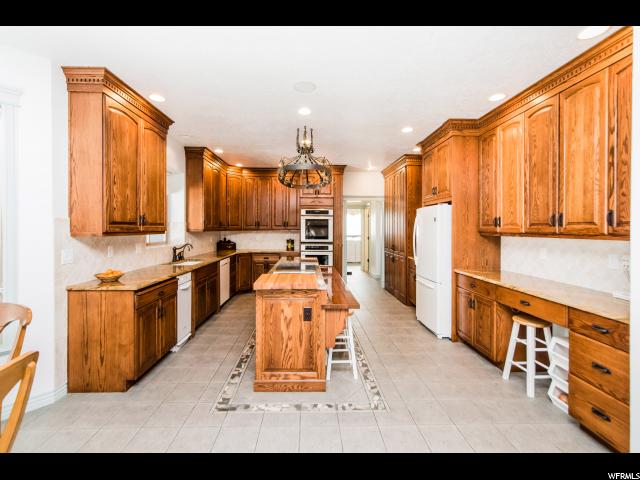 386 E Edgehill Dr, Providence, UT 84332 — photo 6