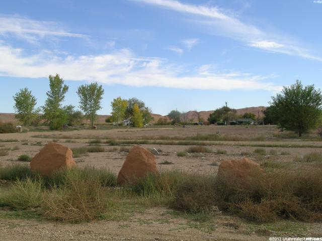 20 N 100 E, Hanksville, UT 84734 — photo 2