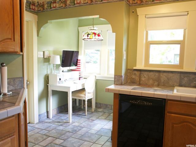 207 S 200 E, Kaysville, UT 84037 — photo 11