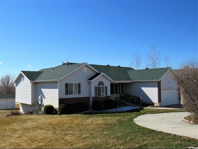 313 W 3100 N, Pleasant View, UT 84414 — photo 9