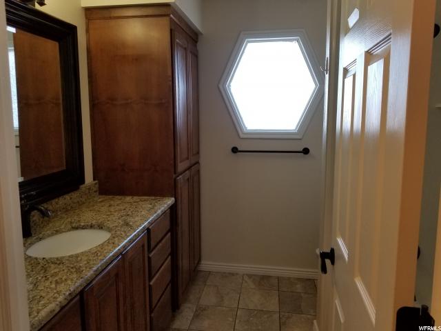 560 E Foxridge S, Providence, UT 84332 — photo 11