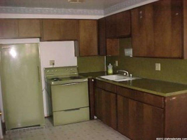 1017 W 2300 N, Clinton, UT 84015 — photo 3